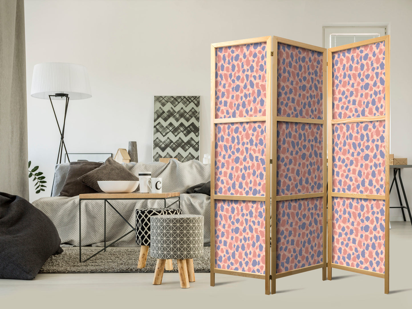 Japanese Room Divider - Giraffe Pattern - Colorful Animal Pattern in Blue-Pink Spots.
